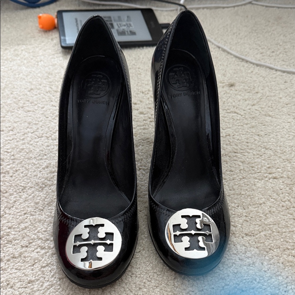 Tory Burch Black Patent Leather Heels with Silver Logo Medallions